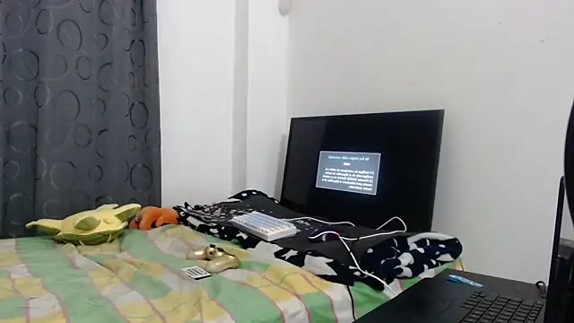 Snapshot of Fantasy-Dreams chatting on 05-16-26, 03:03 Fantasy-Dreams online show from 05-16-26, 03:03