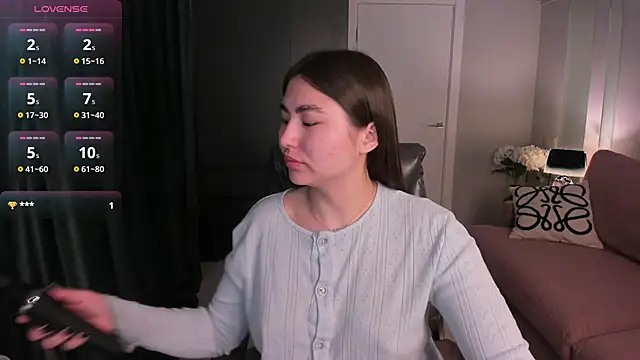 IceIcebabe  online show from 04-18-26, 01:09