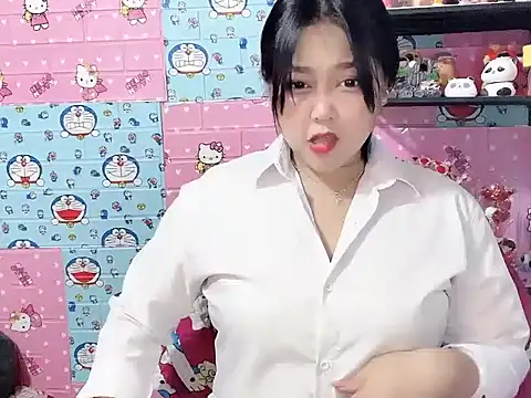 Snapshot of Nhanlu009 chatting on 06-11-26, 01:09 Nhanlu009 online show from 06-11-26, 01:09