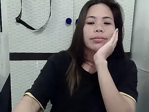 sweetciendy online show from 05-16-26, 01:43
