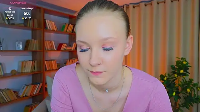 StaceyyJones online show from 04-22-26, 01:56