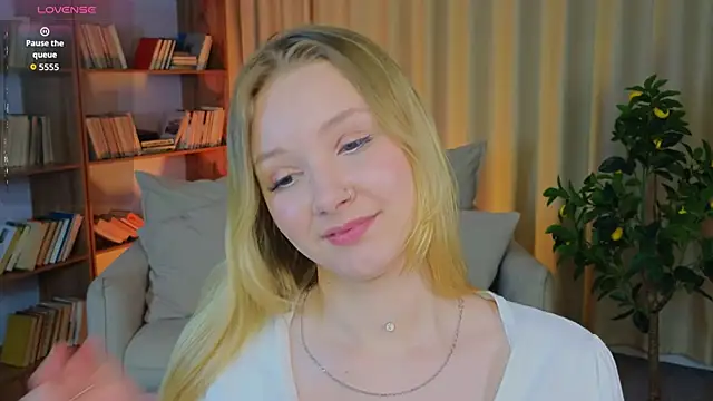 StaceyyJones online show from 05-31-26, 09:27