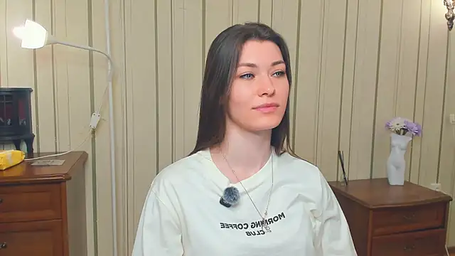 JulissaLipoma online show from 03-26-26, 07:14
