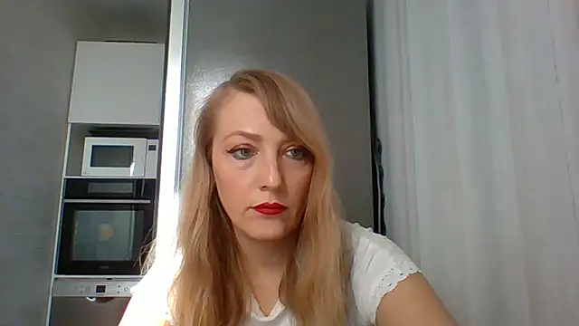 Satu8 online show from 04-25-26, 01:41