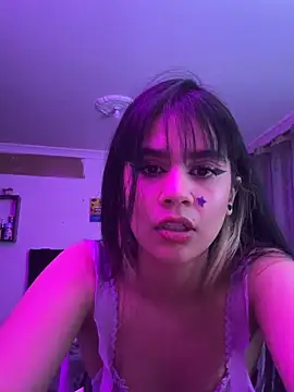 Snapshot of Bell_Marriny chatting on 04-11-26, 07:45 Bell Marriny online show from 04-11-26, 07:45