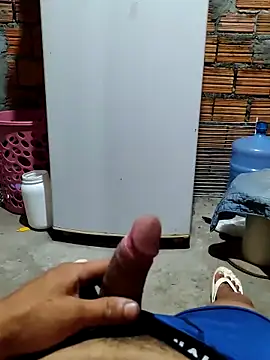 Snapshot of zoi2324 chatting on 03-20-26, 04:50 zoi2324 online show from 03-20-26, 04:50