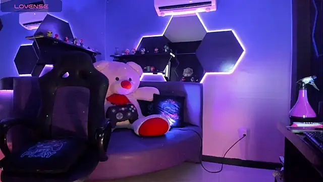 DaphneHarrison online show from 03-23-26, 07:07