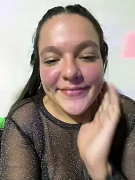 Snapshot of Apretadita69 chatting on 03-19-26, 12:58 Apretadita69 online show from 03-19-26, 12:58