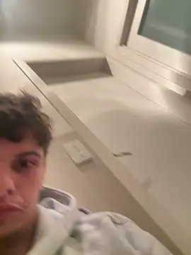 surfboy07 online show from 03-19-26, 04:22