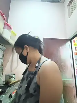 REENA-STRIP online show from 05-16-26, 06:43