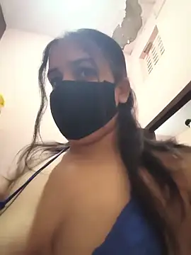 REENA-STRIP online show from 05-29-26, 07:23