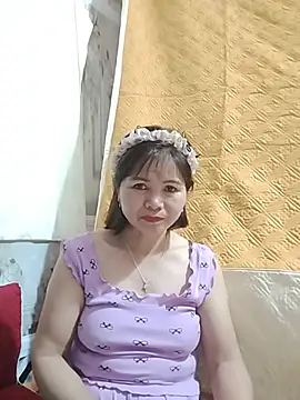 Snapshot of art_po19 chatting on 05-12-26, 10:18 art po19 online show from 05-12-26, 10:18