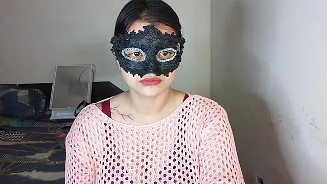 Punjabi baddie  online show from 05-06-26, 05:18