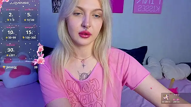 BlondieSummer online show from 07-28-26, 06:53