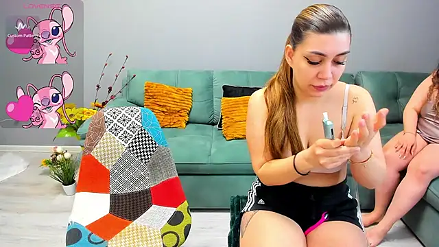 CurlyMaddie online show from 03-29-26, 10:48