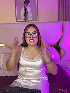 Renata Jones1 online show from 03-28-26, 01:54