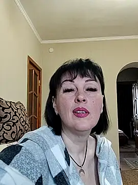HelgaDennis online show from 04-20-26, 04:15