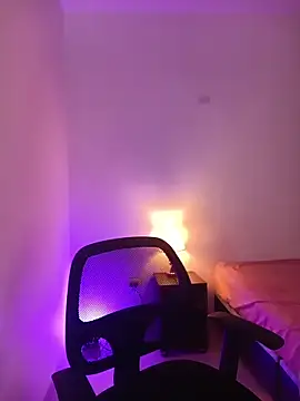 SalomeFire online show from 05-07-26, 04:01