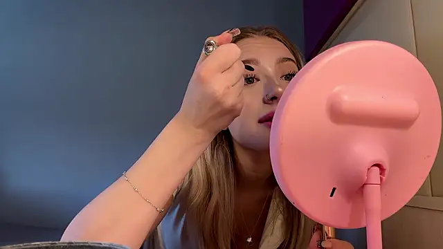 EliFlame online show from 03-26-26, 08:20