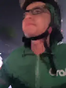 Snapshot of cactoto chatting on 04-11-26, 04:44 cactoto online show from 04-11-26, 04:44