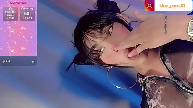 khloe Gils online show from 04-02-26, 03:15