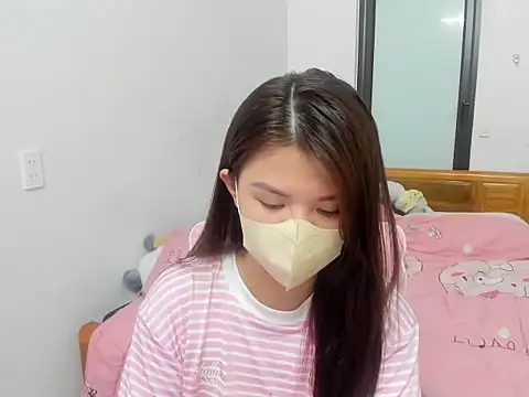 Chi xinh19 online show from 06-06-26, 03:28
