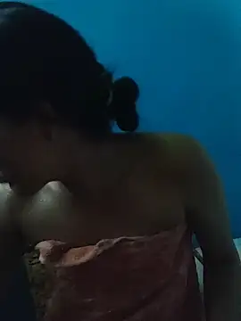 Snapshot of Jossy_1998 chatting on 04-08-26, 05:02 Jossy 1998 online show from 04-08-26, 05:02