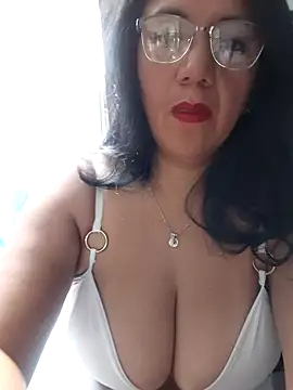 Snapshot of Mielx chatting on 03-26-26, 03:06 Mielx online show from 03-26-26, 03:06