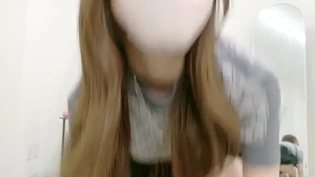 Snapshot of salachan_v chatting on 06-16-26, 12:52 salachan v online show from 06-16-26, 12:52