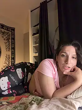 Snapshot of georginamoor chatting on 04-30-26, 08:57 georginamoor online show from 04-30-26, 08:57