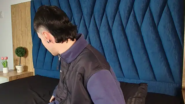 lio     online show from 04-06-26, 02:53