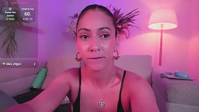 Mia patrick1 online show from 04-27-26, 11:52
