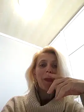 MiaLove183 online show from 04-03-26, 01:31