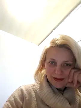 MiaLove183 online show from 04-07-26, 01:33