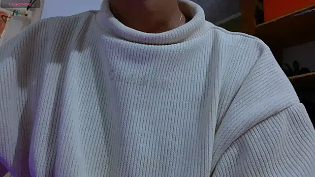 Rossie Blooms online show from 04-07-26, 03:12