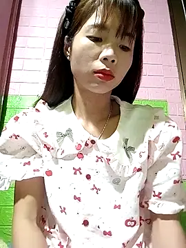AmyLinee01 online show from 05-01-26, 11:48