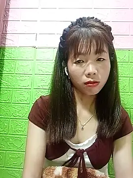 AmyLinee01 online show from 06-20-26, 08:33