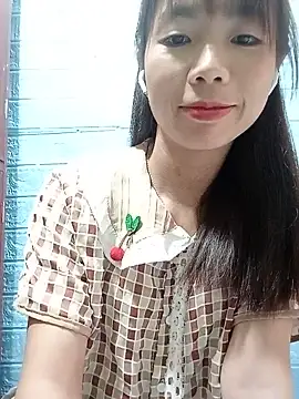 AmyLinee01 online show from 07-30-26, 11:53
