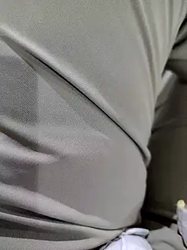 roselover2222 online show from 04-05-26, 08:28