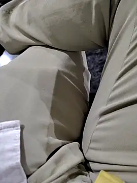 roselover2222 online show from 04-07-26, 07:58