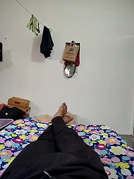 roselover2222 online show from 04-10-26, 10:31