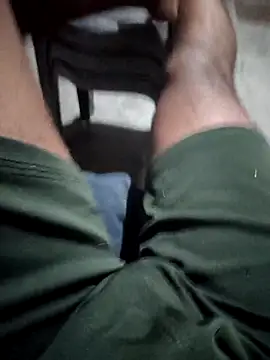 roselover2222 online show from 04-11-26, 07:07