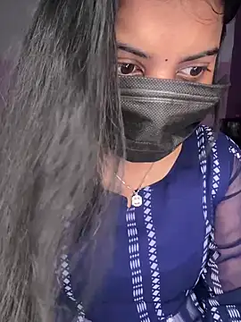 miss eyekiller12 online show from 05-18-26, 10:54
