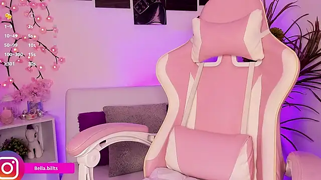 Isabellabills online show from 06-18-26, 01:26