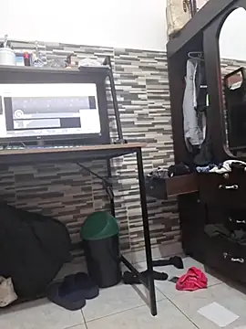 Snapshot of canela2010 chatting on 03-31-26, 04:07 canela2010 online show from 03-31-26, 04:07