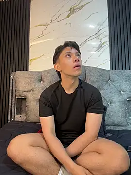 Snapshot of Noah_ledom chatting on 03-23-26, 12:09 Noah ledom online show from 03-23-26, 12:09