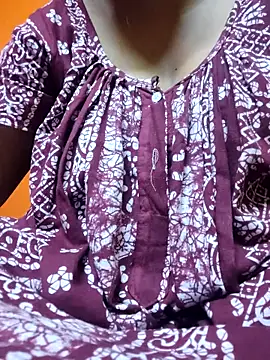 Snapshot of itz-priya chatting on 04-03-26, 09:24 itz-priya online show from 04-03-26, 09:24