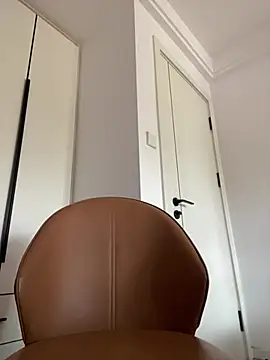 Snapshot of cloudyspace chatting on 04-06-26, 07:20 cloudyspace online show from 04-06-26, 07:20