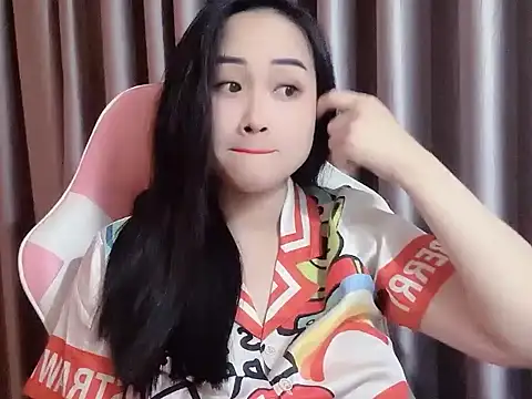 Snapshot of __Natalya__ chatting on 03-27-26, 05:34 Natalya online show from 03-27-26, 05:34