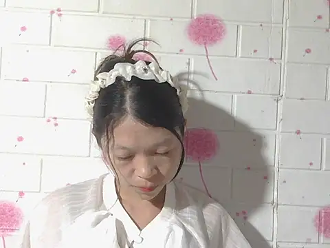 Snapshot of kimori66 chatting on 05-20-26, 01:06 kimori66 online show from 05-20-26, 01:06